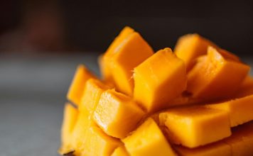 貓咪可以吃芒果嗎？