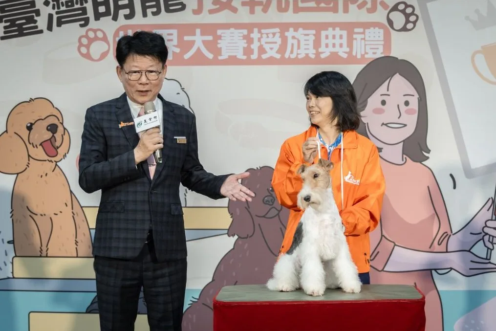社團法人台灣畜犬協會薛瑞銘理事長介紹毛孩的品種及美容要點（圖片來源：農業部）