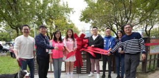 北市動保處正式啟用「敦北公園狗活動區」，打造毛孩友善城市空間，聖誕主題活動提前暖心登場